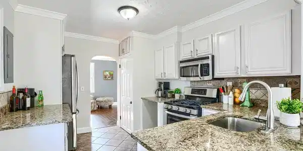 25 CRAFTON ROAD