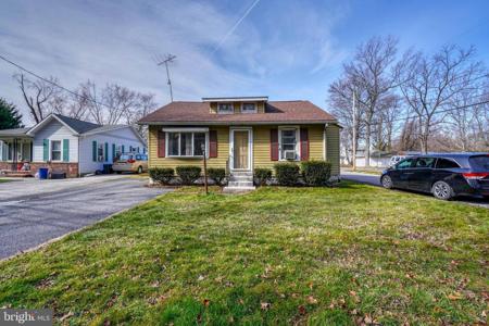 8601 N POINT ROAD