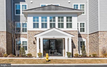 111 MARSHGRASS WAY