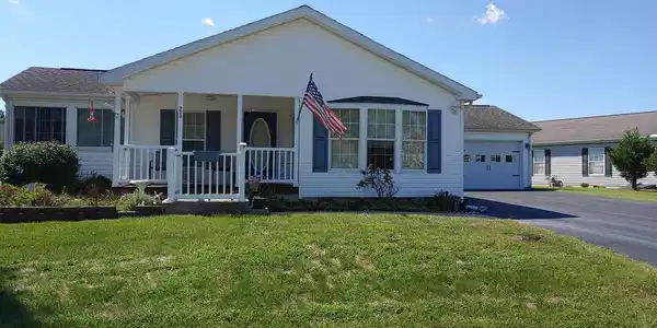 309 PERSIMMON CIRCLE