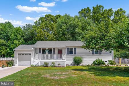 2040 DEWEY DRIVE