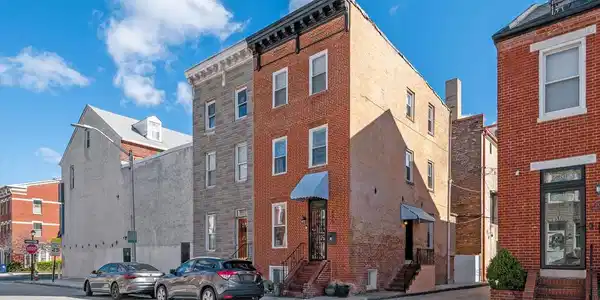 205 EXETER STREET