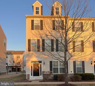 233 KEENAN WAY