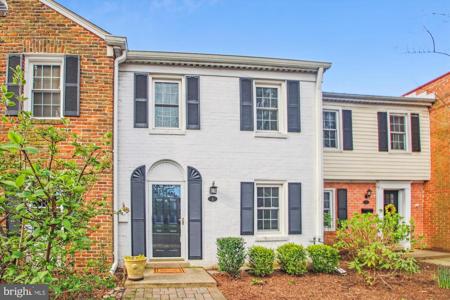 2 GEORGETOWN COURT