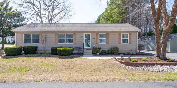 74 WHITE PINE DRIVE
