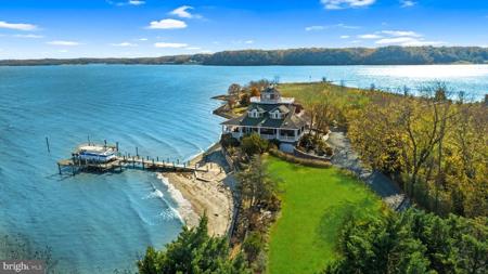696 MARLBOROUGH POINT ROAD