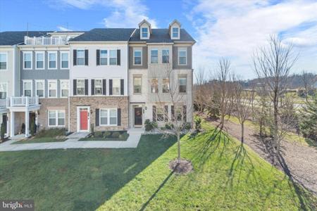 2033 ALDER LANE