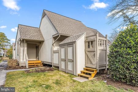 39224 TIMBERLAKE COURT