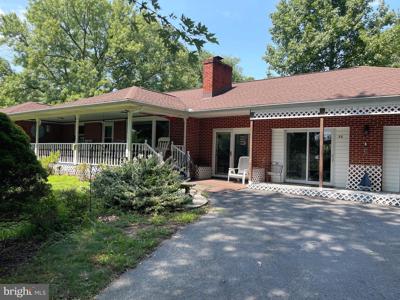 35 CHESTNUT HILL LANE