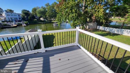 130 RAVENSWOOD COURT