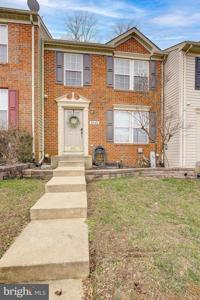 8048 SILVER FOX WAY