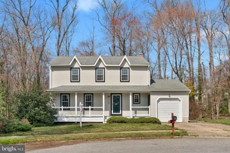 1304 BLACKWALNUT COURT