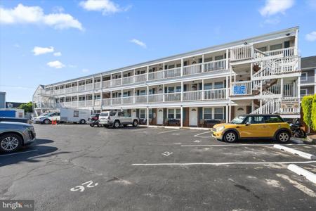 206 8TH STREET