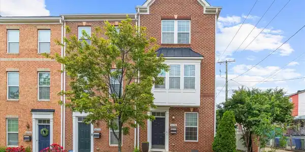4628 FAIT AVENUE