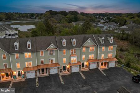 17 SHOAL LANE