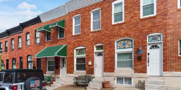 643 CURLEY STREET