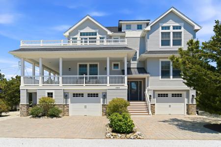 1082B LONG BEACH BOULEVARD