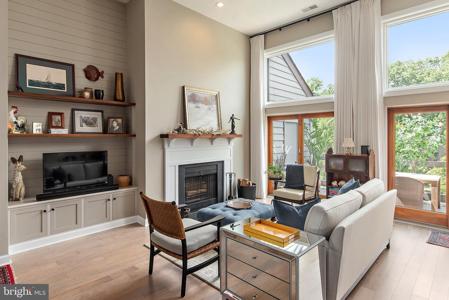 8 SPA CREEK LANDING