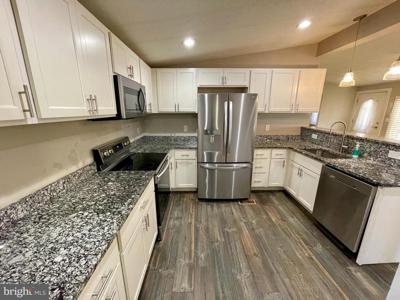 1 CYPRESS LANE