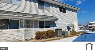 1721 FOUNTAIN ROCK WAY