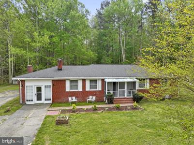77 CAREYS LANE