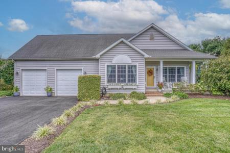 51 BAY BREEZE DRIVE
