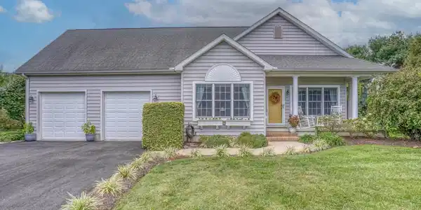 51 BAY BREEZE DRIVE