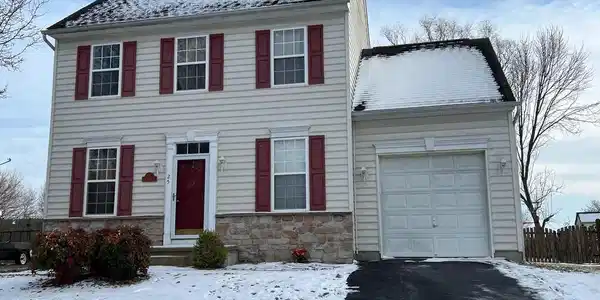 25 WHITE RABBIT DRIVE