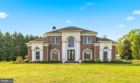 8530 COLLEEN DRIVE