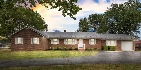 8267 KINGS HIGHWAY