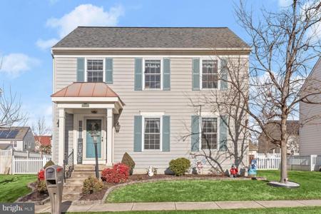 210 SEAMASTER ROAD