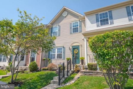 3107 RAKING LEAF DRIVE