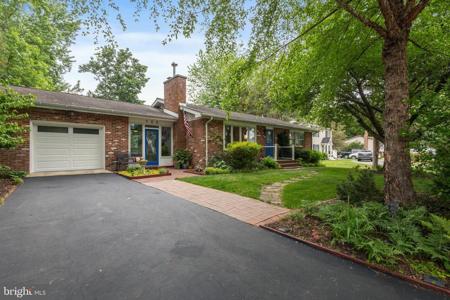 105 MANSION DRIVE