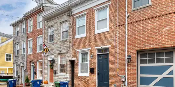 512 CHAPEL STREET