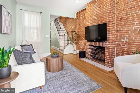 21 FORT AVENUE