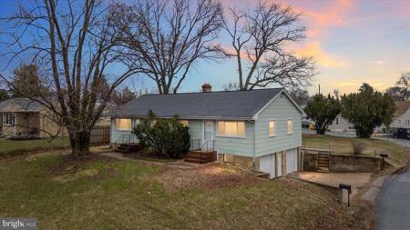 8229 FORT SMALLWOOD ROAD