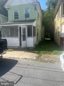 807 PHILLIPS STREET