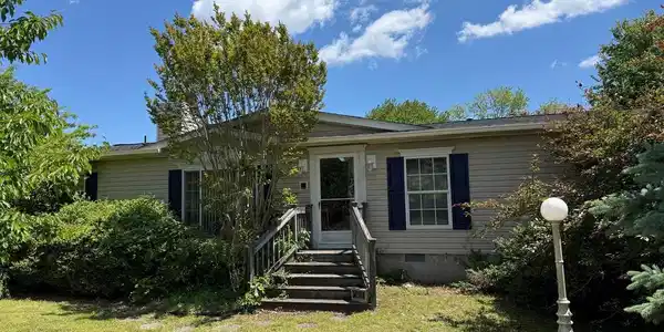 34104 MEADOW LANE