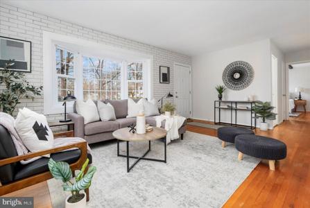 916 8TH STREET
