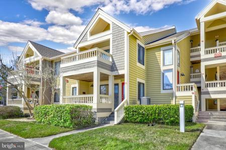 200 N HERON DRIVE