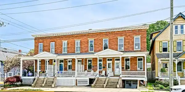 407 SAVANNAH ROAD