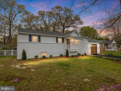 8043 WOODHOLME CIRCLE