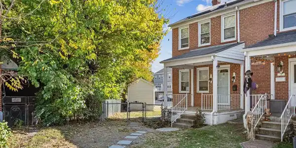 11 CARDINAL ROAD