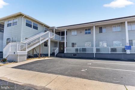 207 8TH STREET