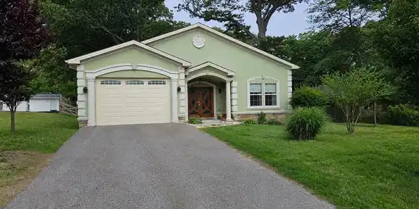 7714 LEE DRIVE