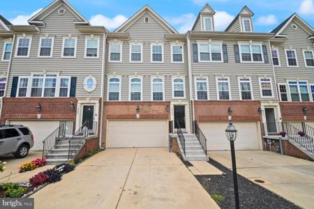 925 INDIGO BUNTING LANE