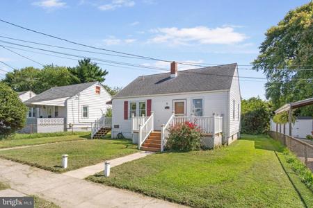 813 WOODLYNN ROAD