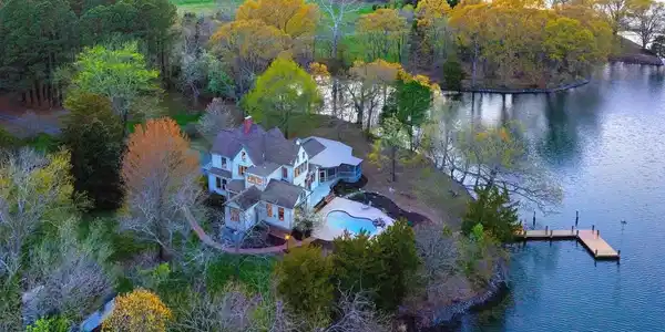 26090 ROYAL OAK ROAD