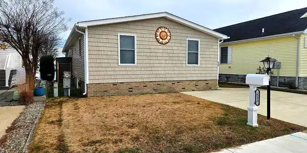 632 GULF STREAM DRIVE