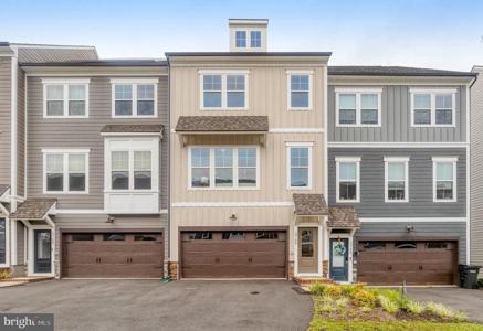 1746 BLUE SPRUCE STREET